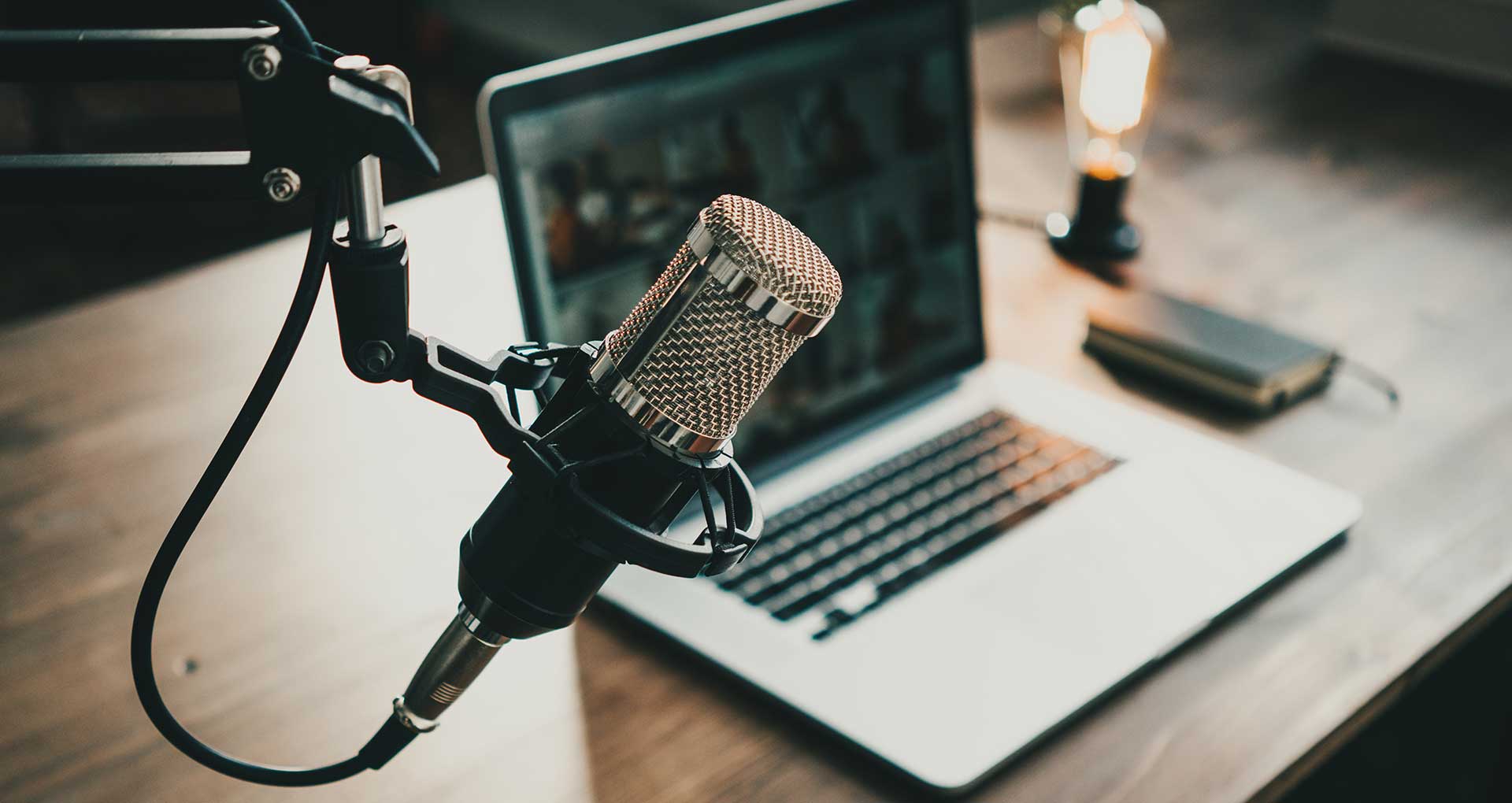 Use Clear Podcast Messaging to Get More Listeners
